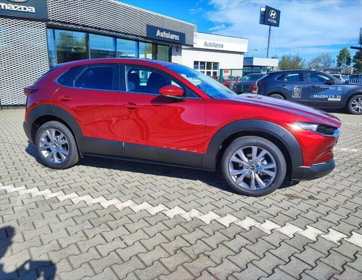 Mazda CX-30 8
