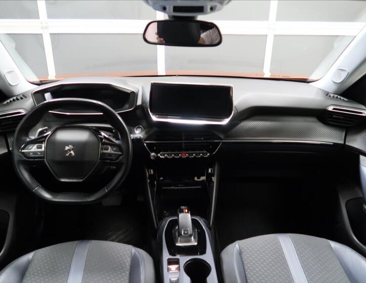 Peugeot 2008 12