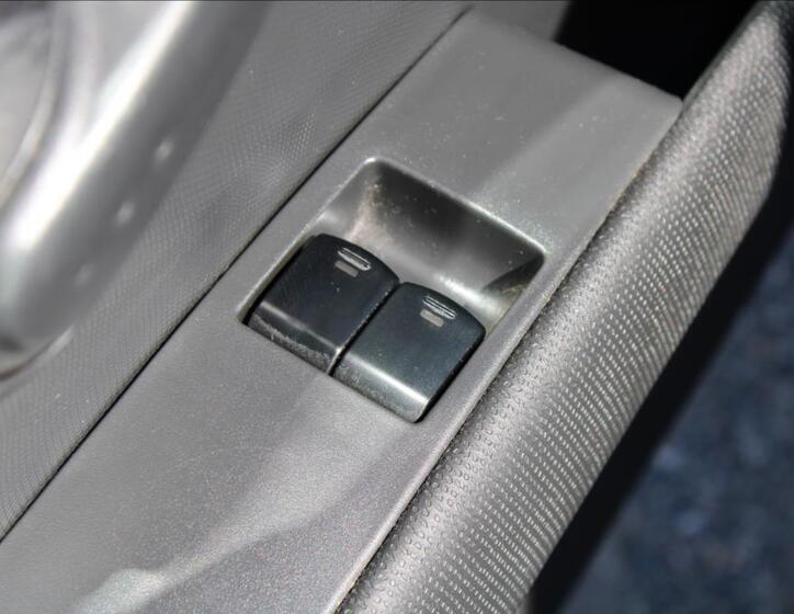 Nissan Micra 14