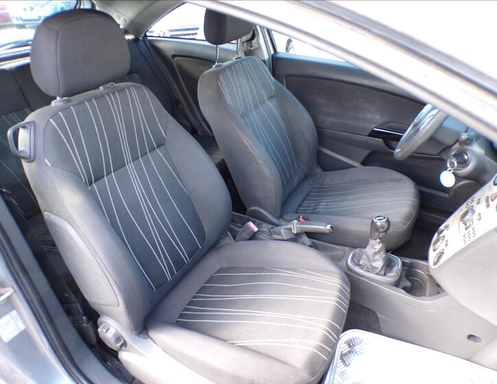 Opel Corsa 18