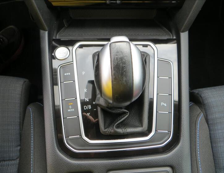 Volkswagen Passat 15