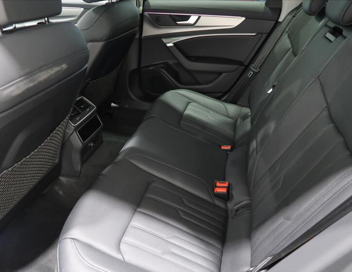 Audi A6 9
