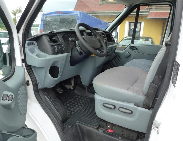 Ford Transit 14