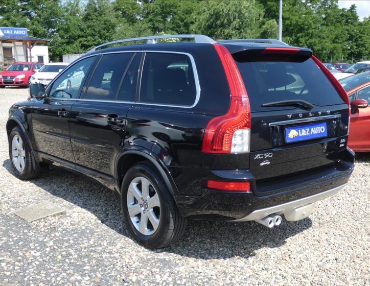 Volvo XC90 4