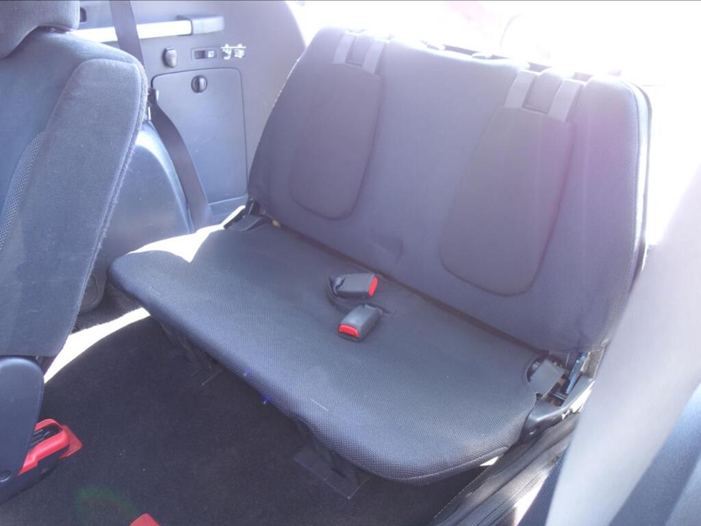 Mitsubishi Outlander 18