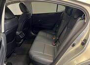 Lexus ES 300h 8