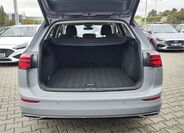 Volkswagen Golf 9