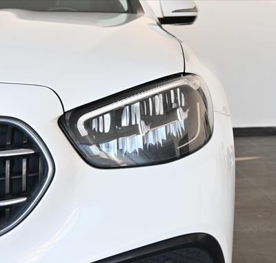Mercedes-Benz Třídy E 32