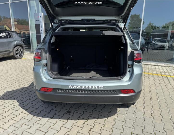 Jeep Compass 6