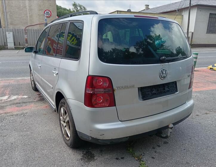 Volkswagen Touran 10
