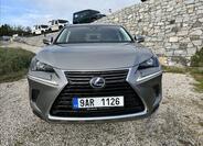 Lexus NX 300h 2