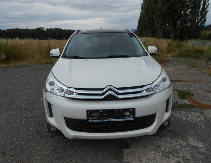 Citroën C4 Aircross 4