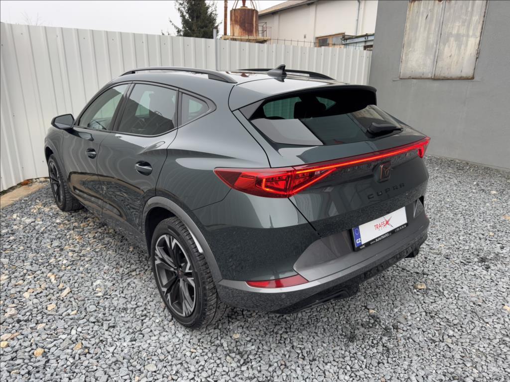 Cupra Formentor 10