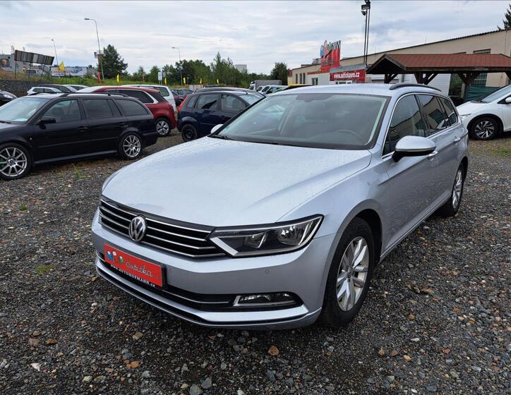 Volkswagen Passat 1