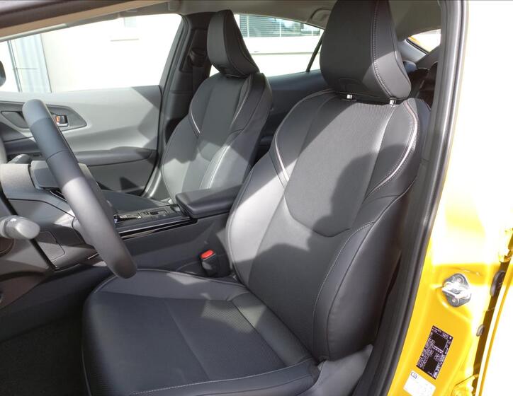 Toyota Prius 8