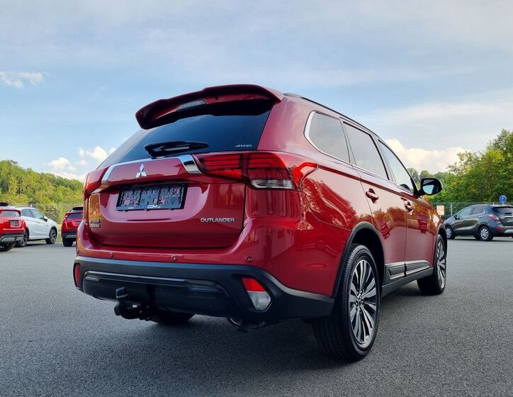 Mitsubishi Outlander 5