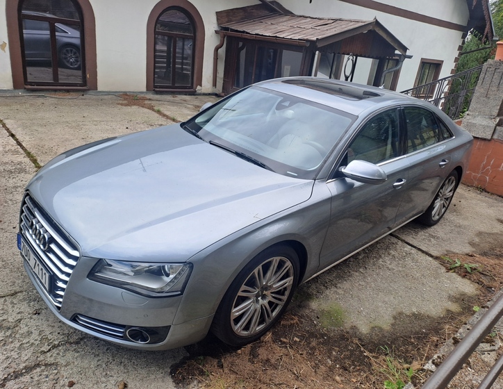 Audi A8 3