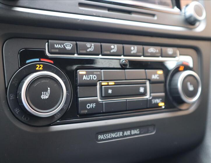 Volkswagen Golf 15