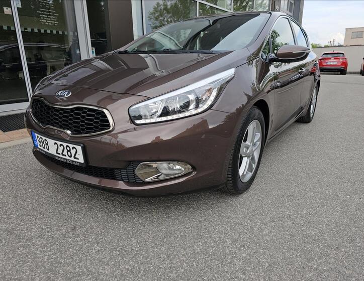 KIA Ceed 4