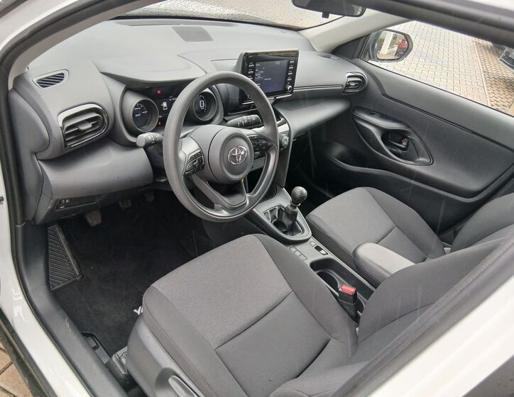 Toyota Yaris Cross 11