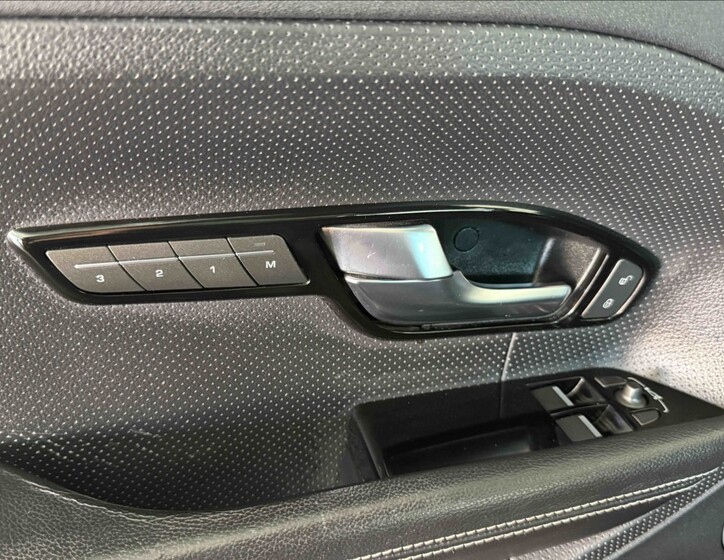 Land Rover Range Rover 18
