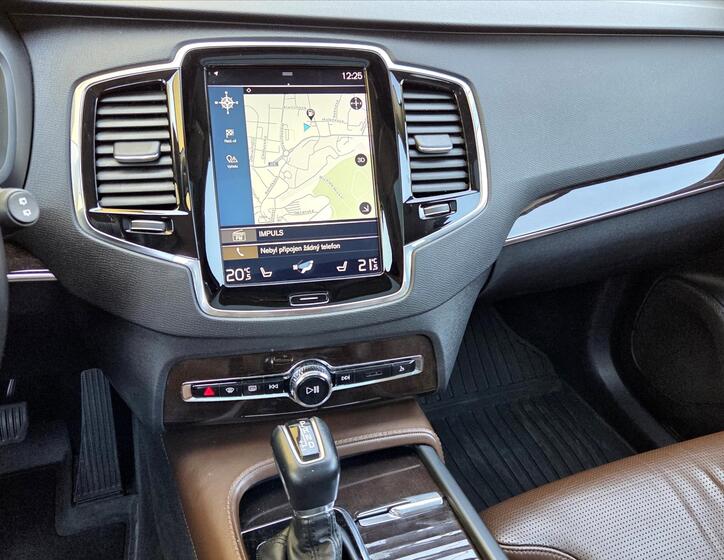 Volvo XC90 18