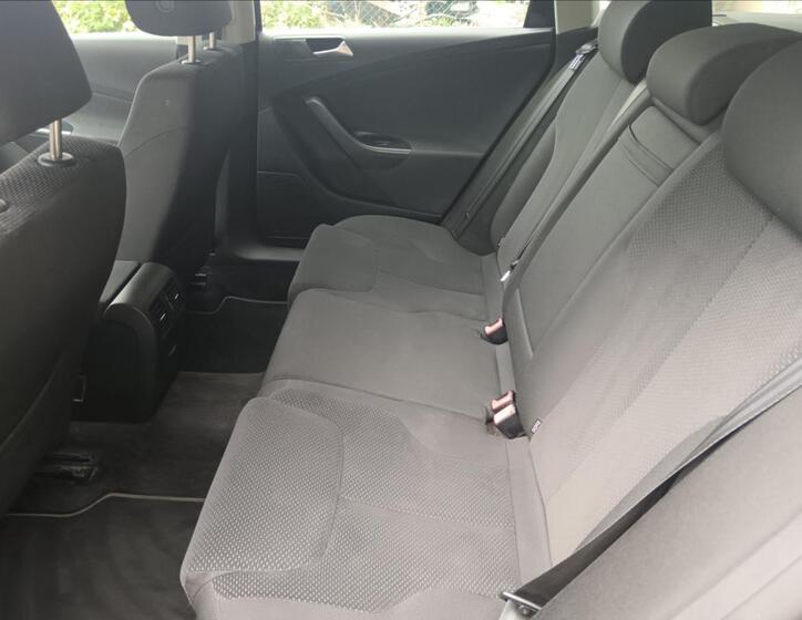 Volkswagen Passat 19
