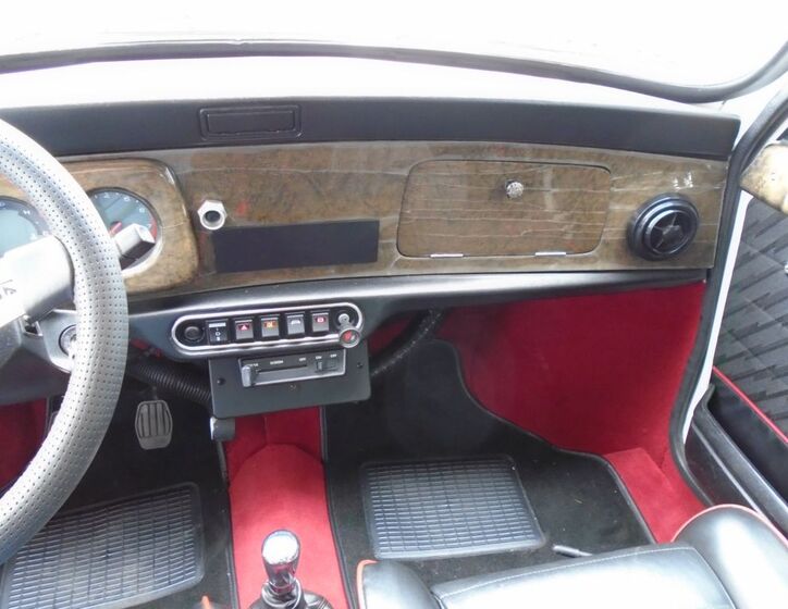 Mini Clubman 13
