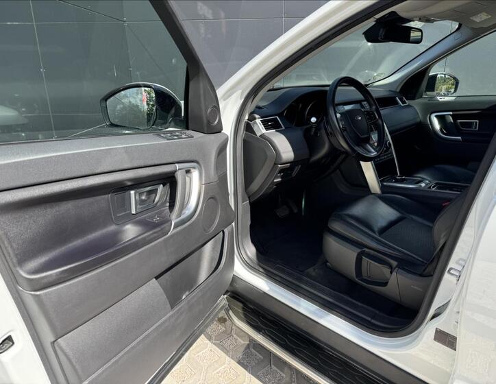 Land Rover Discovery Sport 10