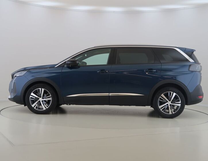Peugeot 5008 4