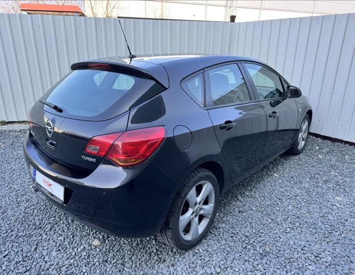 Opel Astra 13