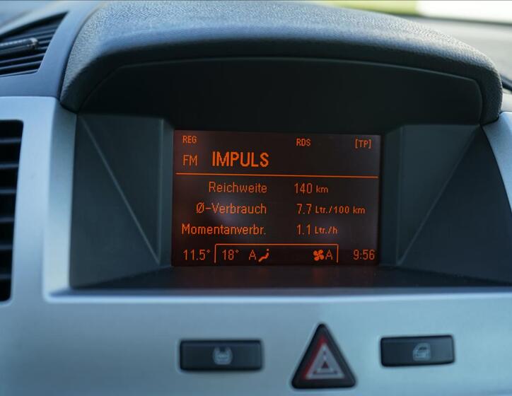 Opel Zafira 13