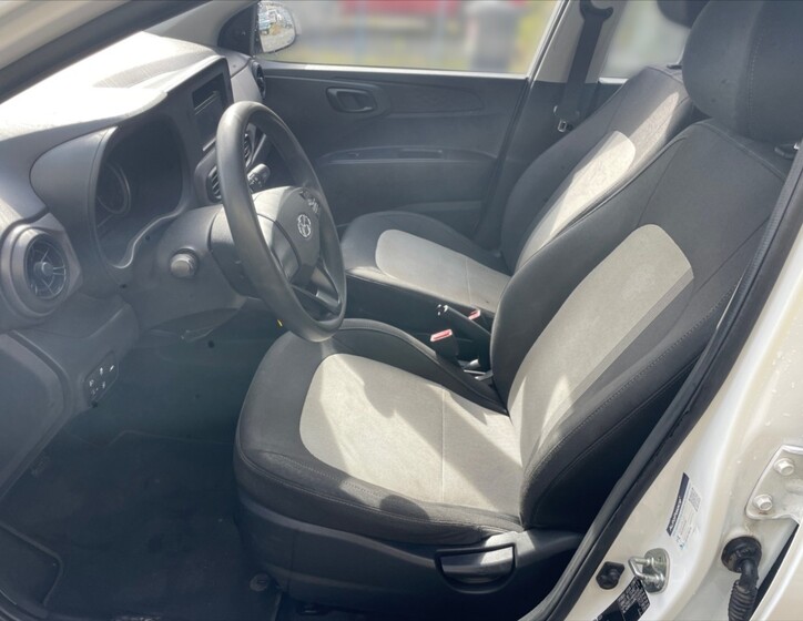 Hyundai i10 7
