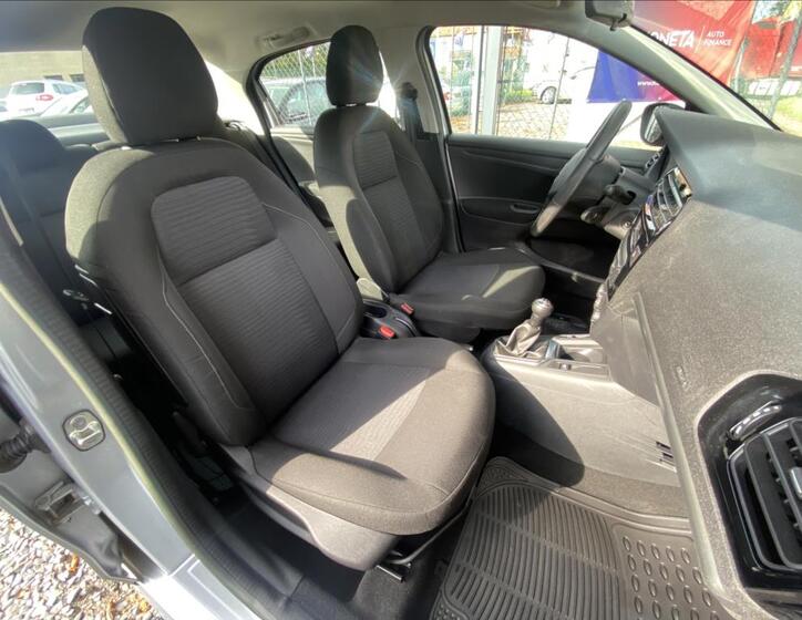 Peugeot 301 31