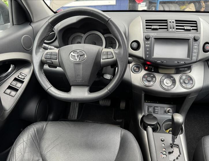 Toyota RAV4 39