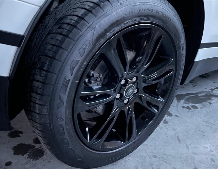 Land Rover Range Rover Velar 37