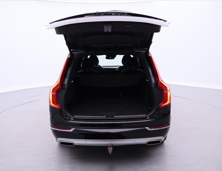 Volvo XC90 9
