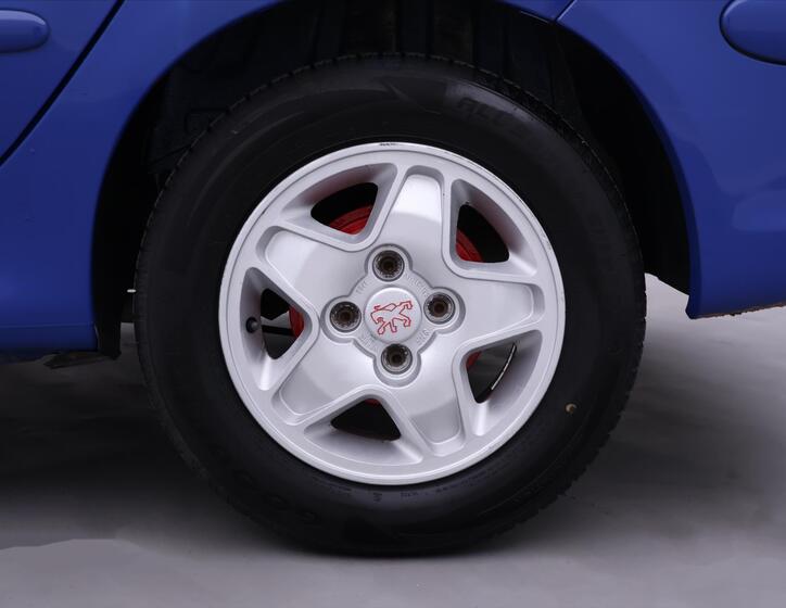Peugeot 206 19