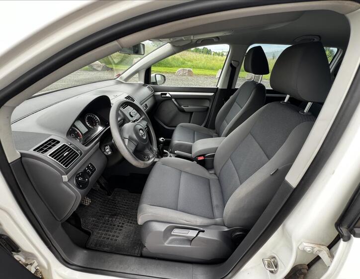 Volkswagen Touran 17