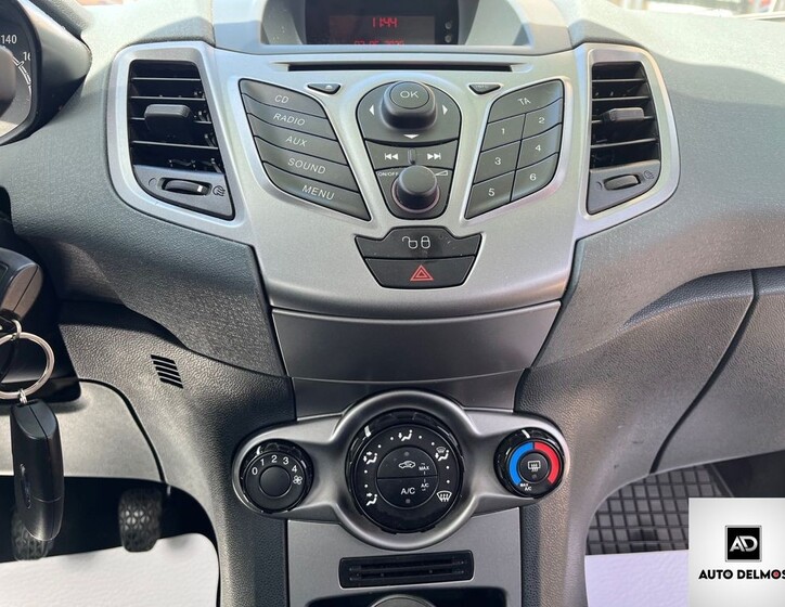 Ford Fiesta 37