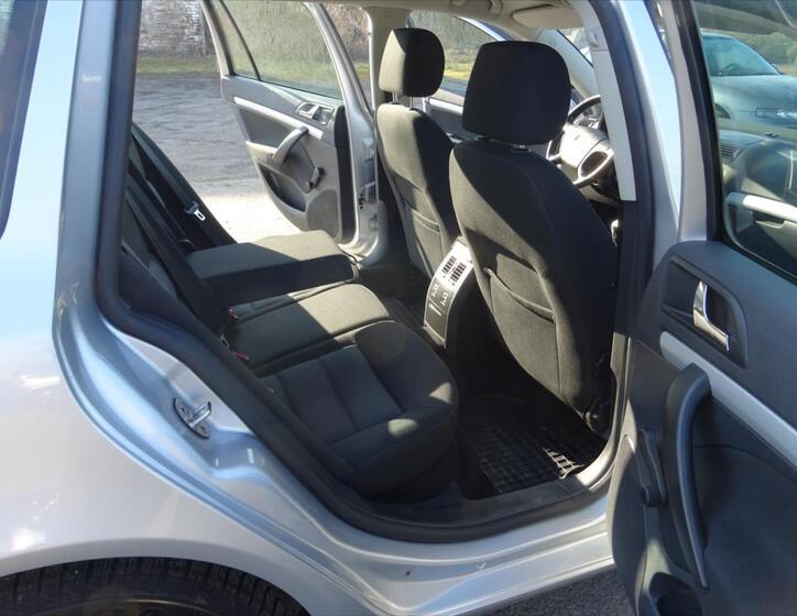 Škoda Octavia 14