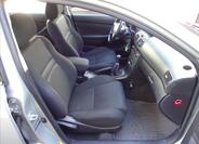 Toyota Avensis 27