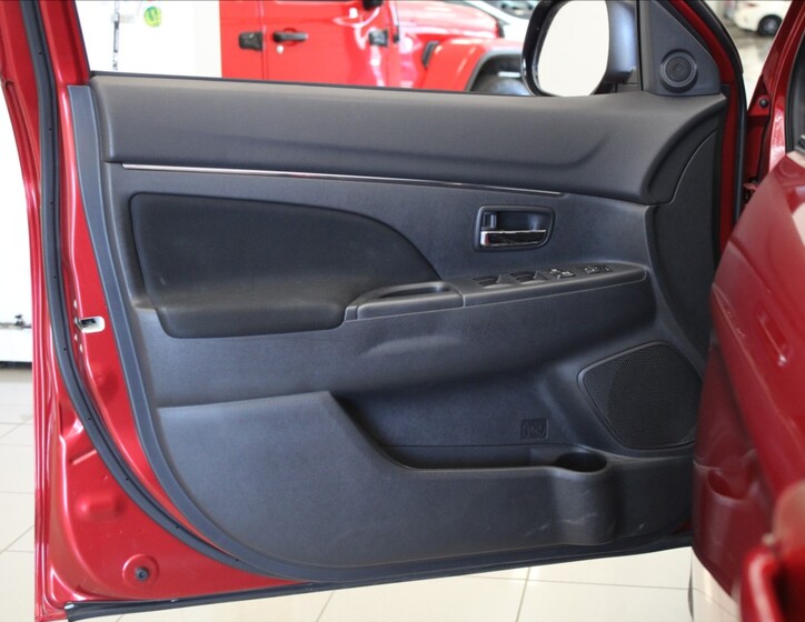 Mitsubishi ASX 14