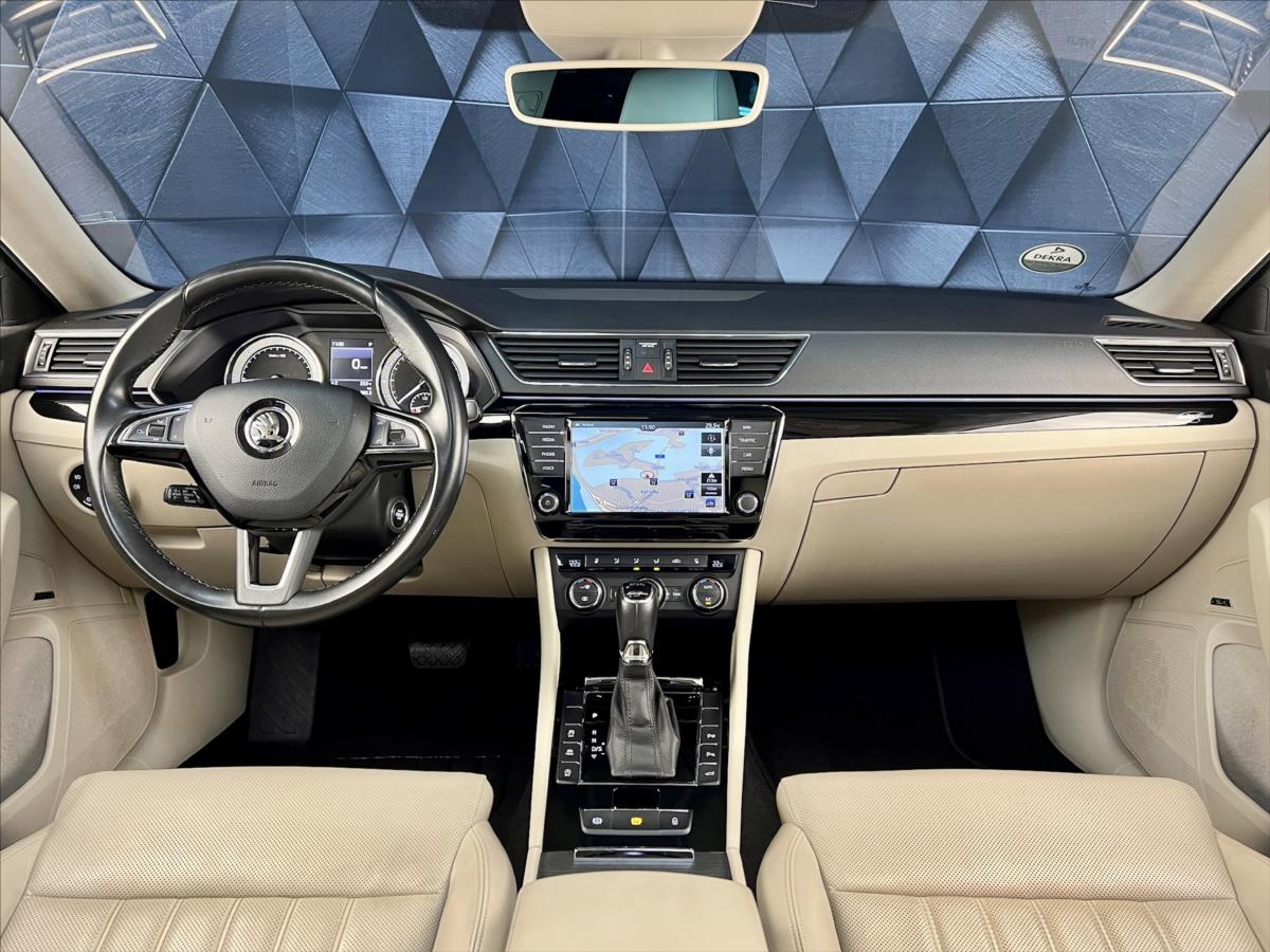 Škoda Superb