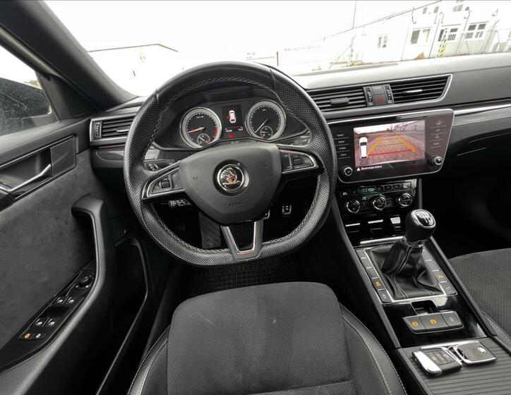 Škoda Superb 23