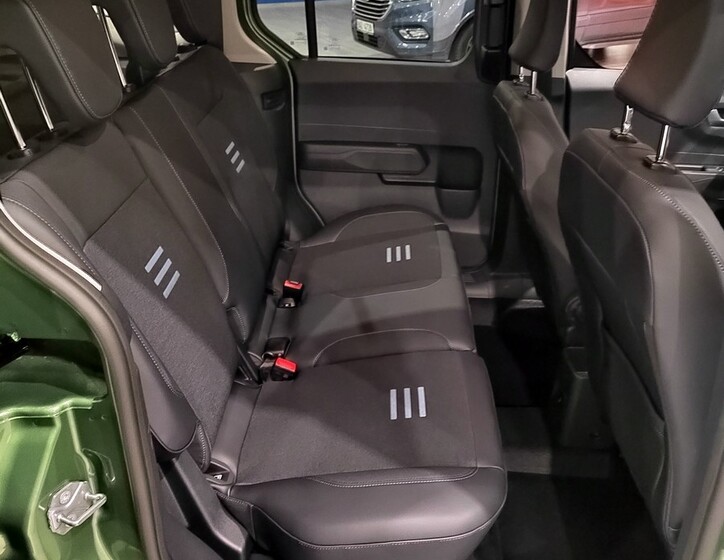 Ford Tourneo Courier 15