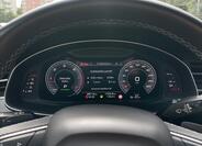 Audi Q7 9