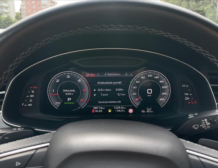 Audi Q7 9