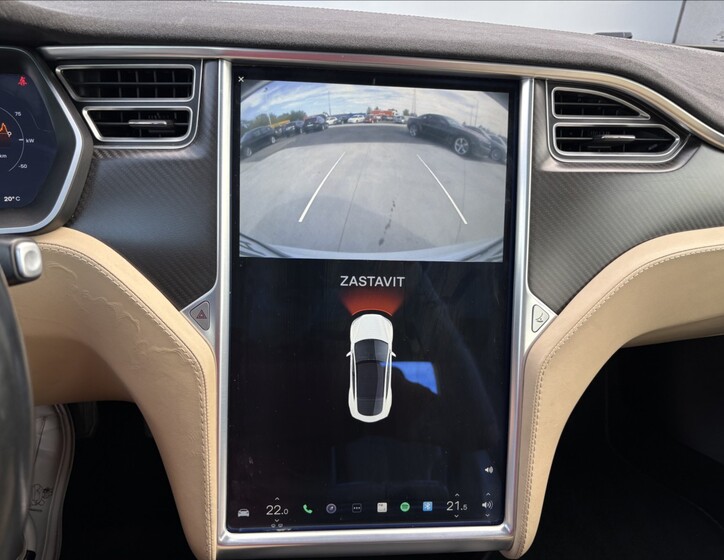 Tesla Model S 13