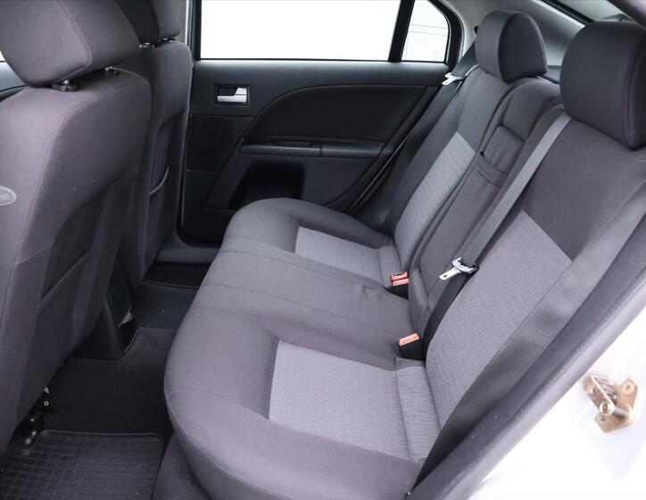 Ford Mondeo 14